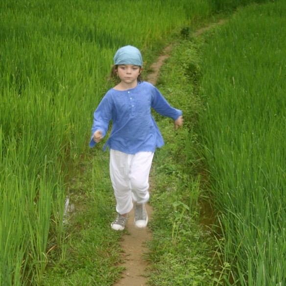 Tunique enfant broderies fleurs - TUNIQUES - Tortue de Mer